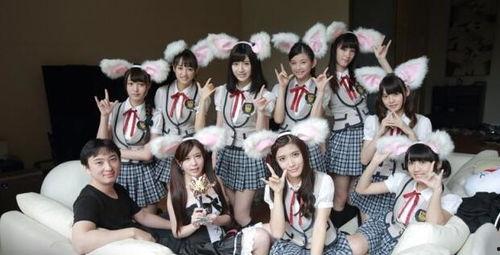 东城万达吃瓜事件视频最新,视频揭露惊人真相，网友热议不断